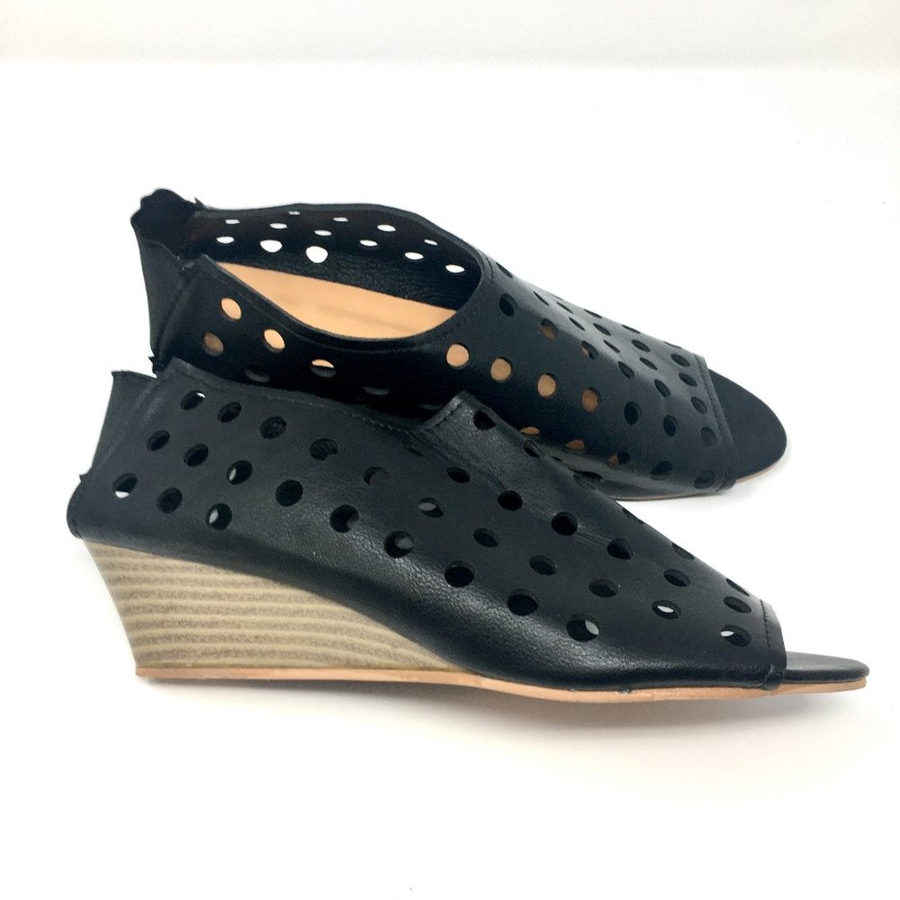 Women’s Black Elastic Open Toe Wedge Sandals